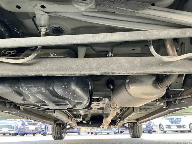 スズキ ハスラー F リミテッド 静岡県 2016(平28)年 6.6万km クールカーキパールメタリック/ホワイト2トーンルーフ SDナビ(CD/BT/フルセグ)/D席N席シートヒーター/エンジンスタートボタン/パワーウィンドウ/パワーステアリング/スマートキー/スペアキー１本/オートエアコン/純正フロアマット/ベンチシート/布シート/ABS/横滑り防止装置/盗難防止装置/オートライト/Wエアバッグ/衝突軽減システム