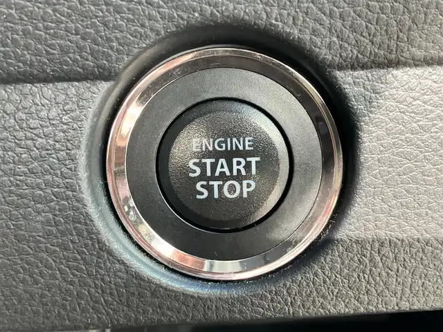 スズキ ハスラー F リミテッド 静岡県 2016(平28)年 6.6万km クールカーキパールメタリック/ホワイト2トーンルーフ SDナビ(CD/BT/フルセグ)/D席N席シートヒーター/エンジンスタートボタン/パワーウィンドウ/パワーステアリング/スマートキー/スペアキー１本/オートエアコン/純正フロアマット/ベンチシート/布シート/ABS/横滑り防止装置/盗難防止装置/オートライト/Wエアバッグ/衝突軽減システム