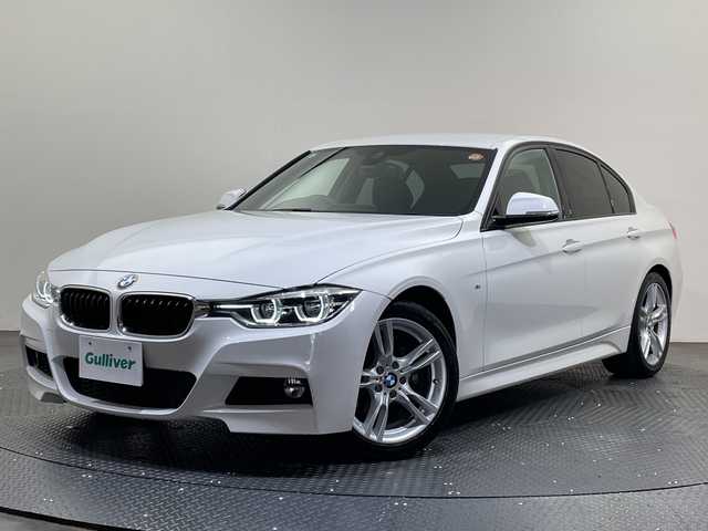 ＢＭＷ ３１８ｉ Mスポーツ 愛媛県 2017(平29)年 9.4万km 白 純正ナビ/Bluetooth/フルセグ/バックカメラ/衝突被害軽減ブレーキ/クルーズコントロール/レーンキープアシスト/ブラインドスポットモニター/LEDヘッドライト/オートライト/D/N席パワーシート/ETC/プッシュスタート/純正18インチアルミ