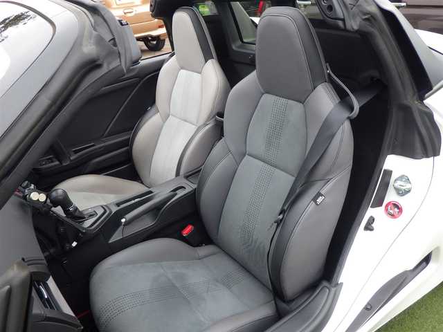 ホンダ Ｓ６６０ α 千葉県 2017(平29)年 4.6万km プレミアムスターホワイトP ハーフレザーシート/ディスプレイオーディオ/バックカメラ/ドライブレコーダー（前後撮影）【HDR-003】/革巻きステアリング/ステアリングスイッチ/パドルシフト/ETC/LEDヘッドライト/純正16インチアルミホイル/Honda スマートキー