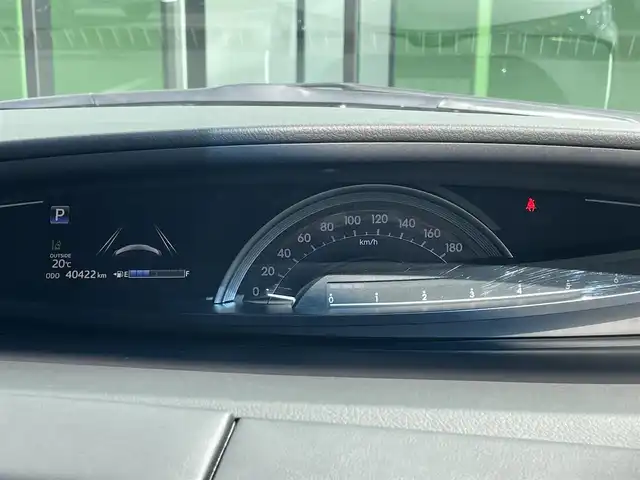 トヨタ エスティマ アエラス プレミアム G 和歌山県 2016(平28)年 4.1万km ホワイトパールクリスタルシャイン 純正9インチナビ/バックカメラ/フルセグTV/フリップダウンモニター/両側パワースライドドア/プリクラッシュセーフティー/レーンディパーチャーアラート/クリアランスソナー/ドライブレコーダー/ビルトインETC/パワーシート/パワーバックドア/純正アルミホイール/キセノンヘッドライト