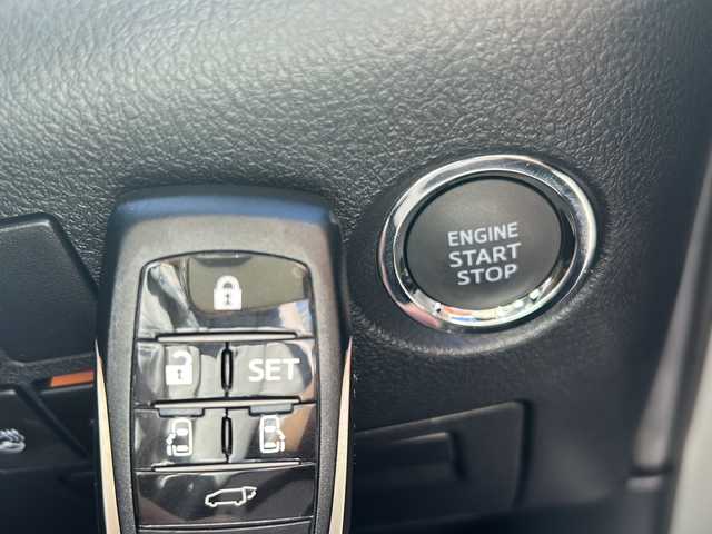 トヨタ アルファード S Cパッケージ 石川県 2022(令4)年 2.6万km パール NEWSフルエアロ/WORK20インチアルミホイール/社外SDナビ（アルパイン）/フルセグテレビ/バックカメラ/ETC/フリップダウンモニター（アルパイン）/トゥイーター・サブウーファー（アルパイン）/ウィンカーミラー/シートヒーター・エアシート/オットマン/レーダークルーズコントロール/プッシュスタート/両側パワースライドドア/パワーバックドア/イージークローザー/サンルーフ/LEDヘッドライト