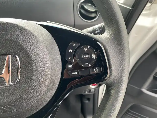 ホンダ Ｎ ＢＯＸ カスタム L 福岡県 2023(令5)年 1.9万km プラチナホワイトパール ・クルーズコントロール/・純正ナビ／Ｂｌｕｅｔｏｏｔｈ／ＵＳＢ／ＡＵＸ／ｉＰｏｄ／ＣＤ／ＤＶＤ/・バックカメラ/・布シート／シートヒーター/・ドライブレコーダー/・フルセグ/・ＥＴＣ/・純正１４ＡＷ