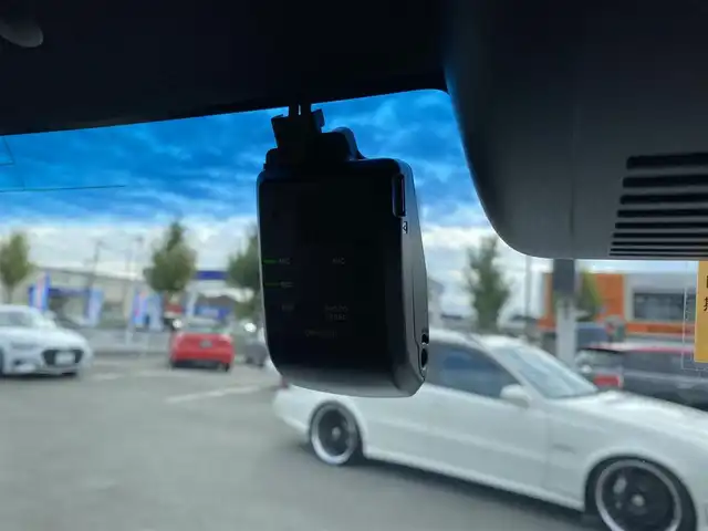 ホンダ Ｎ ＢＯＸ カスタム L 福岡県 2023(令5)年 1.9万km プラチナホワイトパール ・クルーズコントロール/・純正ナビ／Ｂｌｕｅｔｏｏｔｈ／ＵＳＢ／ＡＵＸ／ｉＰｏｄ／ＣＤ／ＤＶＤ/・バックカメラ/・布シート／シートヒーター/・ドライブレコーダー/・フルセグ/・ＥＴＣ/・純正１４ＡＷ