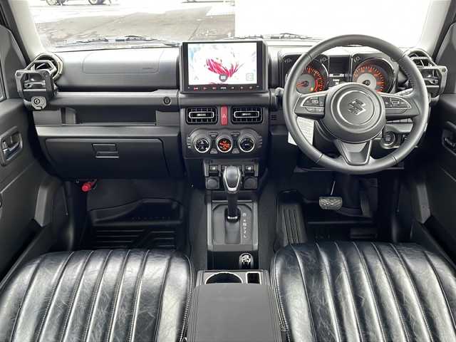 スズキ ジムニー XC 道北・旭川 2024(令6)年 3.6万km ブルーイッシュブラックパール3 /4型//4WD//禁煙車//スズキセーフティサポート//デュアルカメラブレーキサポート//レーンキープアシスト//クルーズコントロール//コーナーセンサー//誤発進抑制//アイドリングストップ//社外ディスプレイオーディオ//バックカメラ//オートハイビーム//オートライト//LEDヘッドライト//フォグライト//ヘッドライトウォッシャー//シートヒーター//ミラーヒーター//オートリトラミラー//革調シートカバー//前後ドライブレコーダー//社外フロアマット//プッシュスタート//スマートキー