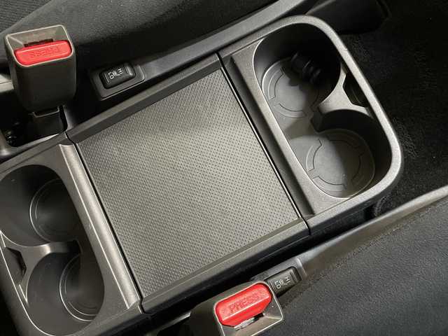 三菱 デリカＤ：５ D－Power package 新潟県 2018(平30)年 7.1万km ダイヤモンドブラックマイカ 4WD/社外SDナビ(AVN-D8W)/CD/DVD/BT/フルセグテレビ/SDミュージックサーバー/バックカメラ/ETC/ドライブレコーダー/クルーズコントロール/両側パワースライドドア/シートヒーター/スマートキー/キセノンヘッドライト/オートライト/フォグランプ/純正18インチアルミホイール