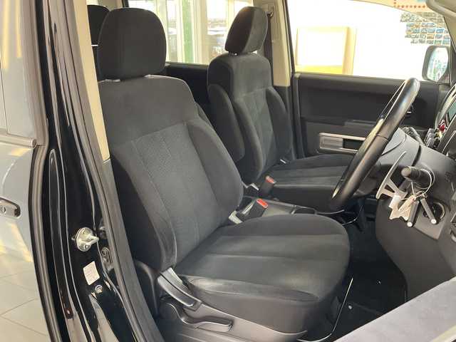 三菱 デリカＤ：５ D－Power package 新潟県 2018(平30)年 7.1万km ダイヤモンドブラックマイカ 4WD/社外SDナビ(AVN-D8W)/CD/DVD/BT/フルセグテレビ/SDミュージックサーバー/バックカメラ/ETC/ドライブレコーダー/クルーズコントロール/両側パワースライドドア/シートヒーター/スマートキー/キセノンヘッドライト/オートライト/フォグランプ/純正18インチアルミホイール