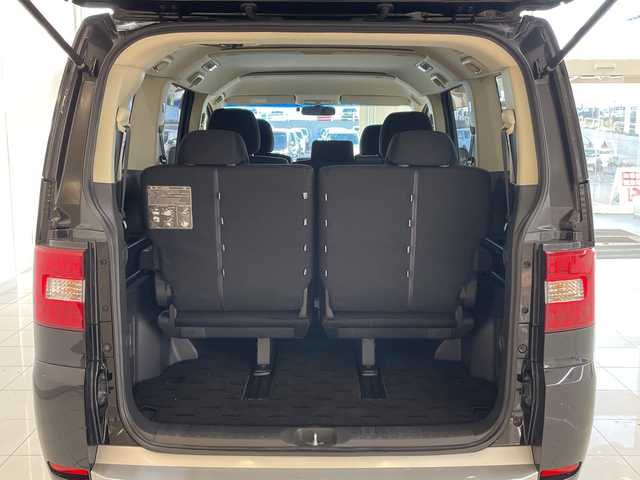 三菱 デリカＤ：５ D－Power package 新潟県 2018(平30)年 7.1万km ダイヤモンドブラックマイカ 4WD/社外SDナビ(AVN-D8W)/CD/DVD/BT/フルセグテレビ/SDミュージックサーバー/バックカメラ/ETC/ドライブレコーダー/クルーズコントロール/両側パワースライドドア/シートヒーター/スマートキー/キセノンヘッドライト/オートライト/フォグランプ/純正18インチアルミホイール