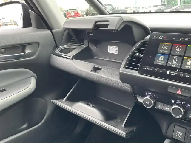 ホンダ フィット e:HEV RS 佐賀県 2023(令5)年 7.3万km クリスタルブラックパール ワンオーナー/純正9インチHondaCONNECTディスプレー/バックカメラ/前後ドライブレコーダー/ビルトインETC2.0/電子パーキングブレーキ/・BRAKE HOLD機能/ハーフレザーシート/ISOFIX対応/パドルシフト/革巻きステアリング/ステアリングリモコン/純正16インチアルミホイール/純正LEDヘッドライト/・オートマチックハイビーム/純正フロアマット/純正ドアバイザ―/新車保証書/取扱説明書/スペアキー１本/ホンダセンシング/・アダプティブクルーズコントロール/・衝突被害軽減ブレーキ/・先行車発進お知らせ機能/・路外逸脱抑制機能/・レーンキープアシストシステム/・標識認識機能/・パーキングセンサーシステム