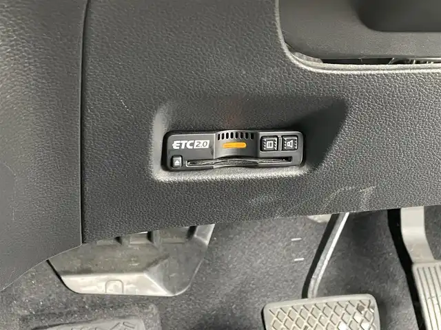 ホンダ フィット e:HEV RS 佐賀県 2023(令5)年 7.3万km クリスタルブラックパール ワンオーナー/純正9インチHondaCONNECTディスプレー/バックカメラ/前後ドライブレコーダー/ビルトインETC2.0/電子パーキングブレーキ/・BRAKE HOLD機能/ハーフレザーシート/ISOFIX対応/パドルシフト/革巻きステアリング/ステアリングリモコン/純正16インチアルミホイール/純正LEDヘッドライト/・オートマチックハイビーム/純正フロアマット/純正ドアバイザ―/新車保証書/取扱説明書/スペアキー１本/ホンダセンシング/・アダプティブクルーズコントロール/・衝突被害軽減ブレーキ/・先行車発進お知らせ機能/・路外逸脱抑制機能/・レーンキープアシストシステム/・標識認識機能/・パーキングセンサーシステム