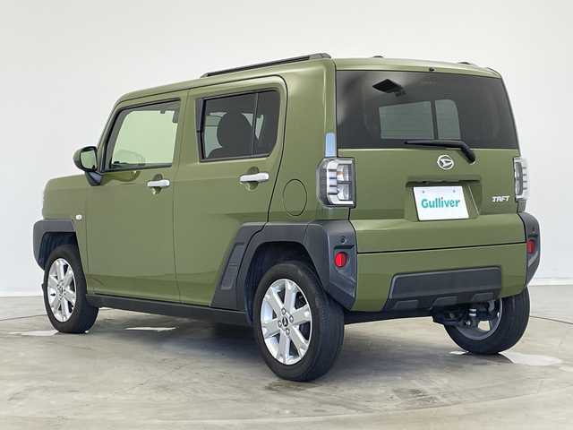 ダイハツ タフト G 新潟県 2022(令4)年 5.5万km フォレストカーキメタリック 社外メモリナビ/(BT/CD/DVD/FM/AM)/バックカメラ/スマートアシスト/コーナーセンサー/ガラスルーフ/ETC/D/N席シートヒーター/ブレーキホールド/オートハイビーム/ステアリングリモコン/アイドリングストップ/スマートキー/プッシュスタート/純正アルミホイール/取扱説明書