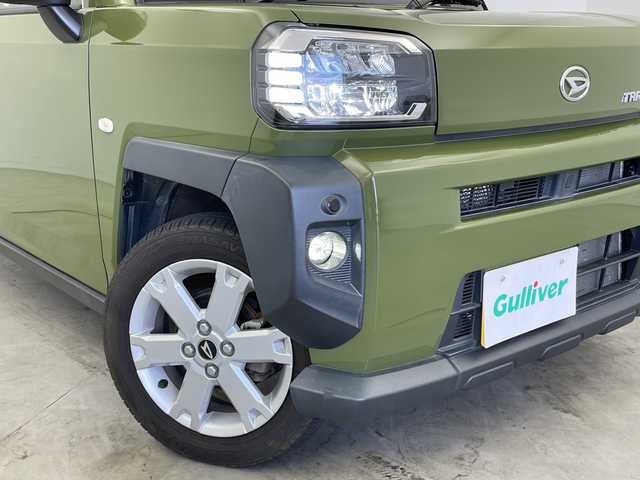 ダイハツ タフト G 新潟県 2022(令4)年 5.5万km フォレストカーキメタリック 社外メモリナビ/(BT/CD/DVD/FM/AM)/バックカメラ/スマートアシスト/コーナーセンサー/ガラスルーフ/ETC/D/N席シートヒーター/ブレーキホールド/オートハイビーム/ステアリングリモコン/アイドリングストップ/スマートキー/プッシュスタート/純正アルミホイール/取扱説明書