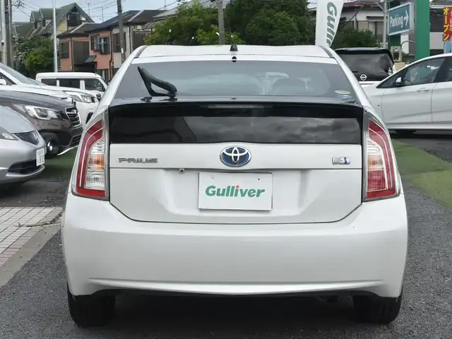 トヨタ プリウス S 神奈川県 2012(平24)年 7.6万km ホワイトパールクリスタルシャイン ワンオーナー/メモリナビ/フロント、バックカメラ/フルセグテレビ/プッシュスタート/ETC/HID/360度ドライブレコーダー/革調シートカバー/スマートキー/保証書/記録(H.26.27.29.R.1.3.5)/15インチAW付きスタットレスタイヤ有