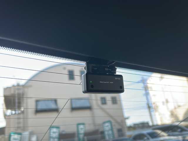 トヨタ クラウン ハイブリッド RS アドバンス Four 愛知県 2020(令2)年 2.4万km ライムホワイトパールクリスタルシャイン /禁煙車//ワンオーナー//純正メモリナビ//AM/FM/USB/CD/DVD/SD/BT/フルセグ//全方位カメラ//パノラミックビューモニター//ビルトインETC2.0//デジタルインナーミラー//前後ドライブレコーダー//ACC/LTA/PCS/RSA/AHB//BSM/RCTA/RCD/PKSB/HUD/TRC//クリアランスソナー//LEDオートライト//フォグランプ(F/R)//ハーフレザーシート//前席パワーシート//前席シートヒーター//革巻きステアリング//ステアリングスイッチ//パドルシフト//シーケンシャルウィンカー//プッシュスタート//スマートキー//スペアキー//純正フロアマット//保証書/取扱説明書/スペアキー/カードキー