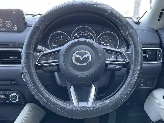 マツダ ＣＸ－５ XD Lパッケージ 道央・札幌 2017(平29)年 6.6万km ソウルレッドクリスタルM 4WD/サンルーフ/ナビ/【ＣＤ／ＤＶＤ／ＢＴ／フルセグＴＶ】/サイド・バックカメラ/レザーシート/前席シートヒーター/革巻きステアリング/ステアリングスイッチ/ステアリングヒーター/レーダークルーズコントロール/ブレーキアシスト/車線逸脱警報/横滑り防止装置/トラクションコントロール/前席パワーシート/前席シートヒーター/オートライト/ＬＥＤ/フォグランプ/リアフォグランプ/ウィンカーミラー/前後ドライブレコーダー/社外エンジンスターター/ＥＴＣ/プッシュスタート/スマートキー×２/電動格納ミラー/純正フロアマット