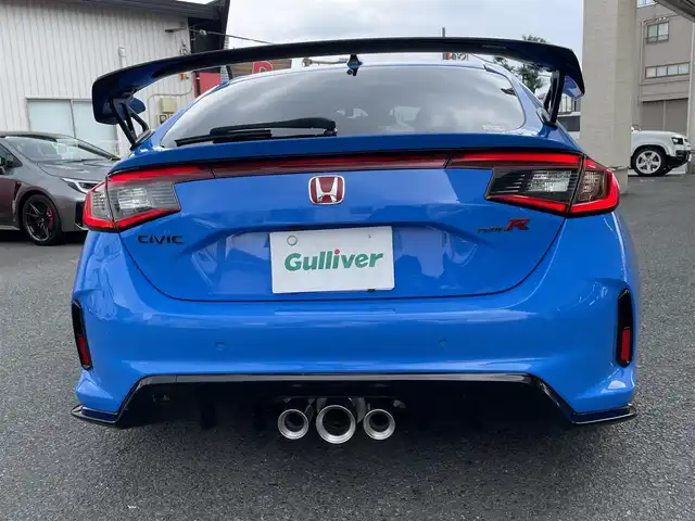 ホンダ シビック タイプR 神奈川県 2024(令6)年 0.1万km レーシングブルーパール ワンオーナー/純正メモリーナビ・地デジTV/純正USB/BT再生/バックモニター/ビルトインETC2.0/前後ドライブレコーダー/ホンダセンシング/レーダークルーズコントロール/衝突軽減ブレーキ/LKA/BSM/純正19インチAW/ブレンボブレーキ/LEDライト/プッシュスタート/スマートキー×2/純正フロアマット/保証書・取説あり