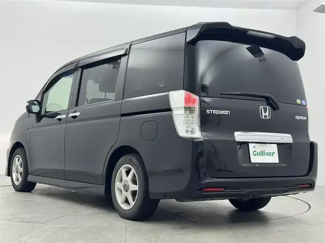 ホンダ ステップワゴン スパーダ Z 愛知県 2011(平23)年 13.3万km プレミアムブラキッシュパール 純正HDDナビ/（CD/DVD/ワンセグ）/両側パワースライドドア/バックカメラ/全方位カメラ/ETC/オートライト/純正フロアマット/ドアバイザー/パドルシフト/社外AW/夏タイヤ付き純正AW4本車載