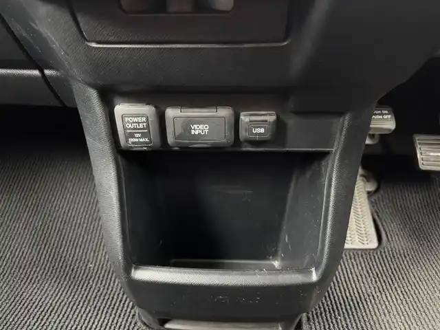ホンダ ステップワゴン スパーダ Z 愛知県 2011(平23)年 13.3万km プレミアムブラキッシュパール 純正HDDナビ/（CD/DVD/ワンセグ）/両側パワースライドドア/バックカメラ/全方位カメラ/ETC/オートライト/純正フロアマット/ドアバイザー/パドルシフト/社外AW/夏タイヤ付き純正AW4本車載