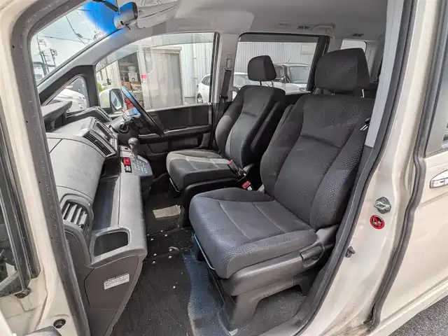 ホンダ ステップワゴン スパーダ Z HDDナビED 栃木県 2012(平24)年 13.1万km プレミアムホワイトパール (株)IDOMが運営する【じしゃロン宇都宮店】の自社ローン専用車両になります。こちらは現金またはオートローンご利用時の価格です。自社ローンご希望の方は別途その旨お申付け下さい/純正ナビ/両側パワスラ/ＥＴＣ/ＨＩＤヘッドライト/フォグライト/バックカメラ/ワンセグ