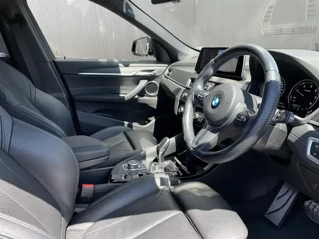 ＢＭＷ Ｘ１ xDrive 18d Mスポーツ 長野県 2021(令3)年 4.5万km サファイアブラックP ハイラインパッケージ/黒革シート/ウッドインテリアトリム/電動フロントシート/シートヒーター/サンルーフ/アクティブクルーズコントロール（ACC）/インテリジェントセーフティ/純正HDDナビ/バックカメラ/パワーバックドア/LEDヘッドライト/パークディスタンスコントロール/ヒルディセントコントロール/ミラー内臓ETC/純正19インチAW/パドルシフト/スマートキー/BMW純正ドライブレコーダー（前後）/保証書・取説・スペアキー