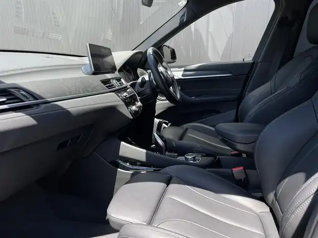 ＢＭＷ Ｘ１ xDrive 18d Mスポーツ 長野県 2021(令3)年 4.5万km サファイアブラックP ハイラインパッケージ/黒革シート/ウッドインテリアトリム/電動フロントシート/シートヒーター/サンルーフ/アクティブクルーズコントロール（ACC）/インテリジェントセーフティ/純正HDDナビ/バックカメラ/パワーバックドア/LEDヘッドライト/パークディスタンスコントロール/ヒルディセントコントロール/ミラー内臓ETC/純正19インチAW/パドルシフト/スマートキー/BMW純正ドライブレコーダー（前後）/保証書・取説・スペアキー