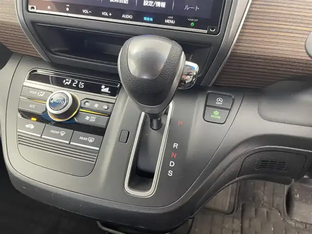 ホンダ フリード クロスター ホンダセンシング 埼玉県 2020(令2)年 3.3万km シルバーミストグリーンM 純正9インチナビ/ CD DVD フルセグ Bluetooth CarPlay/バックカメラ/衝突軽減ブレーキシステム/レーダークルーズコントロール/先行車発進お知らせ機能/ロードサインアシスト/クリアランスソナー /ミラー一体型ドライブレコーダー/両側パワースライドドア/LEDオートライト/ETC