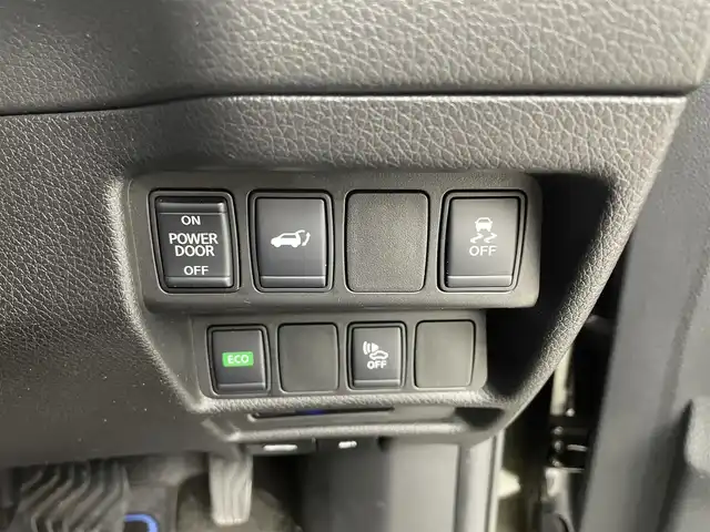 日産 エクストレイル ハイブリッド 20Xi 福井県 2018(平30)年 8.4万km チタニウムカーキ 純正ナビ/CD/DVD/Bluetooth/フルセグ/プロパイロット/エマージェンシーブレーキ/4X4-i/デジタルインナーミラー/アラウンドビューモニター/パワーバックドア/シートヒーター/横滑り防止/ETC