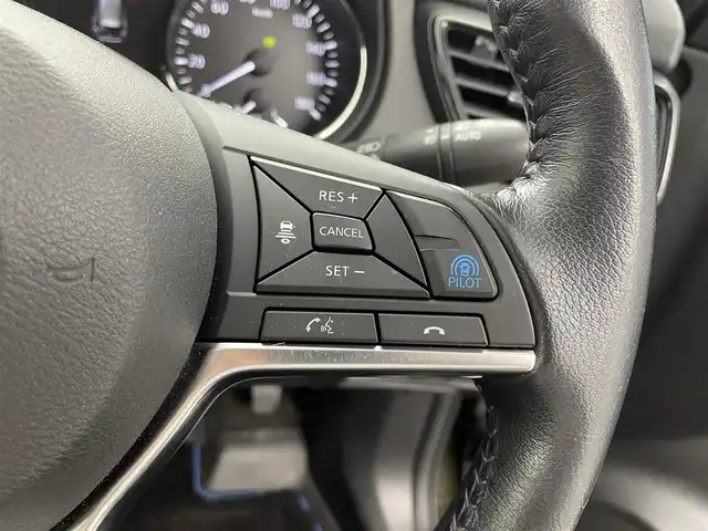 日産 エクストレイル ハイブリッド 20Xi 福井県 2018(平30)年 8.4万km チタニウムカーキ 純正ナビ/CD/DVD/Bluetooth/フルセグ/プロパイロット/エマージェンシーブレーキ/4X4-i/デジタルインナーミラー/アラウンドビューモニター/パワーバックドア/シートヒーター/横滑り防止/ETC