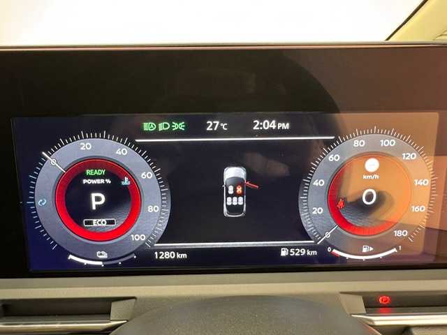 日産 オーラ オーテック 兵庫県 2025(令7)年 0.2万km ピュアホワイトパール / スーパーブラック 2トーン ワンオーナー/純正コネクトナビ/フルセグ BT USB HDMI/BOSEプレミアムサウンド/プロパイロット/レーダークルーズコントロール/エマージェンシーブレーキ/LKA/BSM/コーナーセンサー/純正ドライブレコーダー/純正ビルトインETC2.0/インテリジェントルームミラー/アラウンドビューモニター/レザーシート/パワーシート/シートヒーター/スマートキー