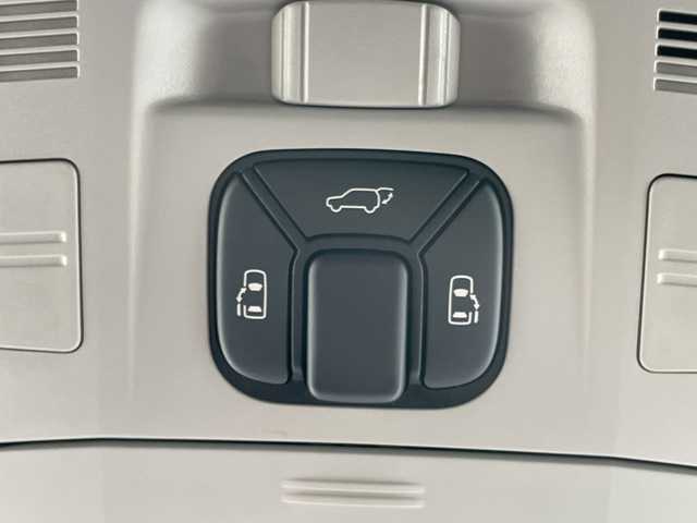 トヨタ ヴェルファイア 2．4Z プラチナセレクションⅡ 千葉県 2010(平22)年 5万km ホワイトパールクリスタルシャイン アルパイン8インチナビ/(フルセグTV/BT/CD/DVD/FM/AM)/バックカメラ/アルパインフリップダウンモニター/両側パワースライドドア/電動リアゲート/横滑り防止装置/ビルトインETC/フォグランプ/ウィンカーミラー/電動格納ミラー/純正18インチAW/シートリフター/プッシュスタート/スマートキー/フロアマット/ドアバイザー/スペアキー/取扱説明書/保証書