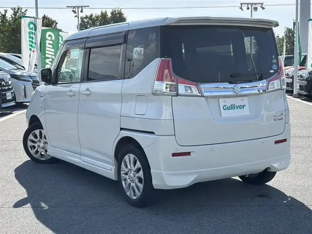 スズキ ソリオ HV MX 奈良県 2018(平30)年 4.7万km ピュアホワイトP 社外７インチナビ(AVIC-RWS901)　/フルセグテレビ　/ｂｌｕｅｔｏｏｔｈ　/ビルトインＥＴＣ　/純正フロアマット　/片側パワースライドドア　/デュアルカメラブレーキサポート　/アダブティブクルーズコントロール　/クリアランスソナー/パーソナルテーブル（運転席と助手席）