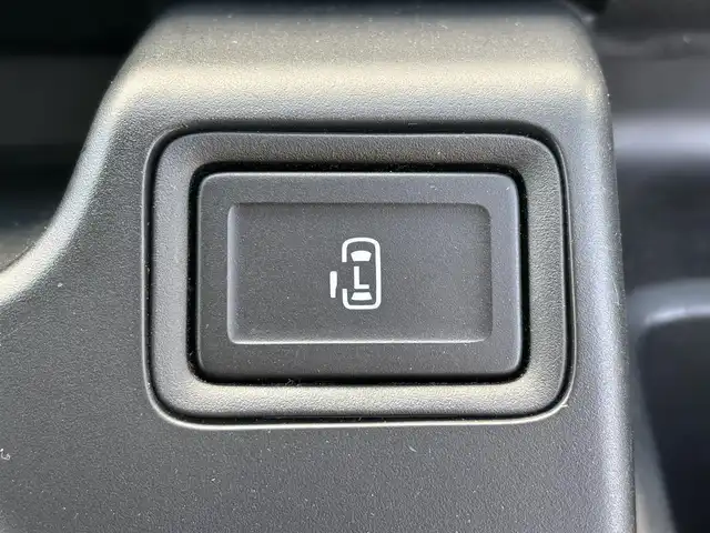 スズキ ソリオ HV MX 奈良県 2018(平30)年 4.7万km ピュアホワイトP 社外７インチナビ(AVIC-RWS901)　/フルセグテレビ　/ｂｌｕｅｔｏｏｔｈ　/ビルトインＥＴＣ　/純正フロアマット　/片側パワースライドドア　/デュアルカメラブレーキサポート　/アダブティブクルーズコントロール　/クリアランスソナー/パーソナルテーブル（運転席と助手席）