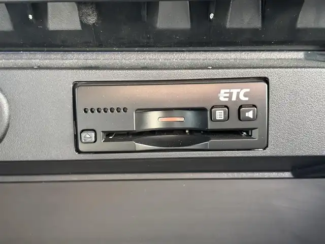 スズキ ソリオ HV MX 奈良県 2018(平30)年 4.7万km ピュアホワイトP 社外７インチナビ(AVIC-RWS901)　/フルセグテレビ　/ｂｌｕｅｔｏｏｔｈ　/ビルトインＥＴＣ　/純正フロアマット　/片側パワースライドドア　/デュアルカメラブレーキサポート　/アダブティブクルーズコントロール　/クリアランスソナー/パーソナルテーブル（運転席と助手席）