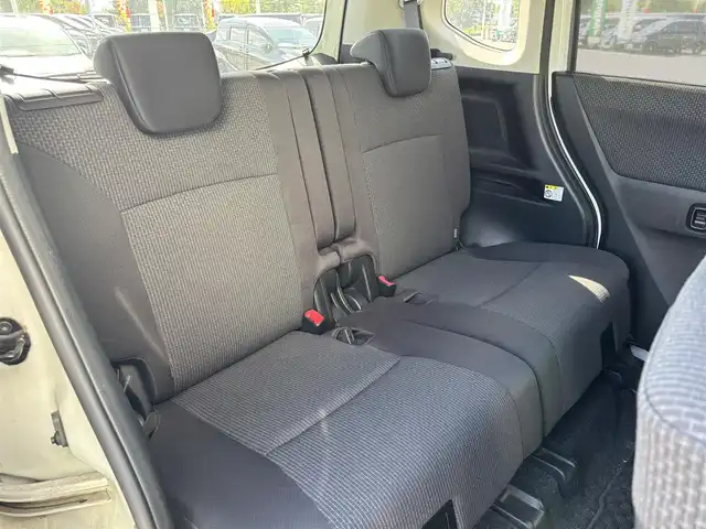 スズキ ソリオ HV MX 奈良県 2018(平30)年 4.7万km ピュアホワイトP 社外７インチナビ(AVIC-RWS901)　/フルセグテレビ　/ｂｌｕｅｔｏｏｔｈ　/ビルトインＥＴＣ　/純正フロアマット　/片側パワースライドドア　/デュアルカメラブレーキサポート　/アダブティブクルーズコントロール　/クリアランスソナー/パーソナルテーブル（運転席と助手席）