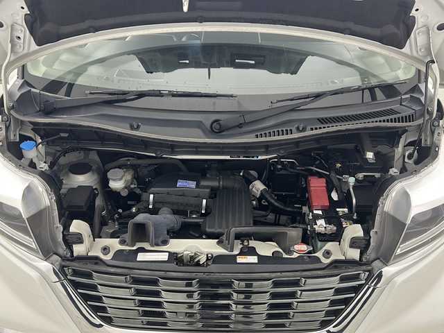 スズキ スペーシア カスタム HYBRID XS 宮城県 2019(平31)年 2.9万km ピュアホワイトパール/ブラック2トーン 禁煙車/両側パワースライドドア/運転席シートヒーター/ヘッドアップディスプレイ/スズキセーフティーサポート/・デュアルセンサーブレーキサポート/・パーキングソナー/・車線逸脱警報/・オートマチックハイビーム/・横滑り防止機能/純正8インチナビ/・BT.CD.DVD.SD/全周囲カメラ/フルセグテレビ/ETC/前方ドライブレコーダー/プッシュスタート/スマートキー/革巻きステアリング/ステアリングスイッチ/ハーフレザーシート/純正フロアマット/ロールサンシェード/シートバックテーブル/純正ドアバイザー/LEDヘッドライト/LEDフォグランプ/純正15インチアルミホイール/アイドリングストップ/コーナーセンサー