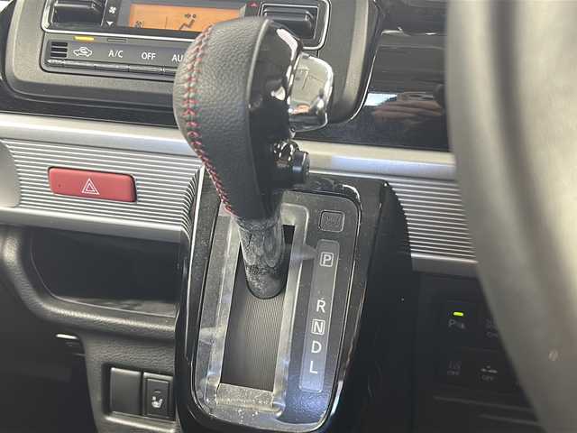 スズキ スペーシア カスタム HYBRID XS 宮城県 2019(平31)年 2.9万km ピュアホワイトパール/ブラック2トーン 禁煙車/両側パワースライドドア/運転席シートヒーター/ヘッドアップディスプレイ/スズキセーフティーサポート/・デュアルセンサーブレーキサポート/・パーキングソナー/・車線逸脱警報/・オートマチックハイビーム/・横滑り防止機能/純正8インチナビ/・BT.CD.DVD.SD/全周囲カメラ/フルセグテレビ/ETC/前方ドライブレコーダー/プッシュスタート/スマートキー/革巻きステアリング/ステアリングスイッチ/ハーフレザーシート/純正フロアマット/ロールサンシェード/シートバックテーブル/純正ドアバイザー/LEDヘッドライト/LEDフォグランプ/純正15インチアルミホイール/アイドリングストップ/コーナーセンサー