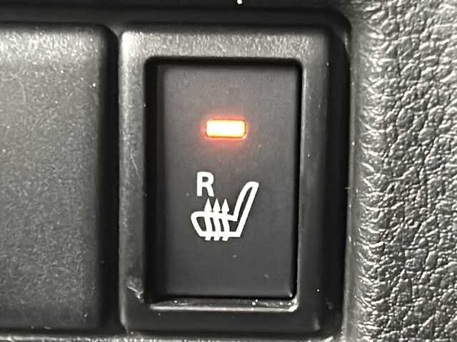 スズキ スペーシア カスタム HYBRID XS 宮城県 2019(平31)年 2.9万km ピュアホワイトパール/ブラック2トーン 禁煙車/両側パワースライドドア/運転席シートヒーター/ヘッドアップディスプレイ/スズキセーフティーサポート/・デュアルセンサーブレーキサポート/・パーキングソナー/・車線逸脱警報/・オートマチックハイビーム/・横滑り防止機能/純正8インチナビ/・BT.CD.DVD.SD/全周囲カメラ/フルセグテレビ/ETC/前方ドライブレコーダー/プッシュスタート/スマートキー/革巻きステアリング/ステアリングスイッチ/ハーフレザーシート/純正フロアマット/ロールサンシェード/シートバックテーブル/純正ドアバイザー/LEDヘッドライト/LEDフォグランプ/純正15インチアルミホイール/アイドリングストップ/コーナーセンサー