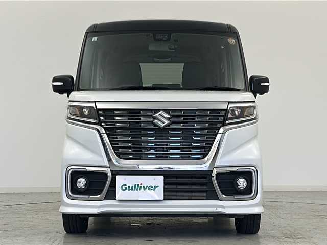 スズキ スペーシア カスタム HYBRID XS 宮城県 2019(平31)年 2.9万km ピュアホワイトパール/ブラック2トーン 禁煙車/両側パワースライドドア/運転席シートヒーター/ヘッドアップディスプレイ/スズキセーフティーサポート/・デュアルセンサーブレーキサポート/・パーキングソナー/・車線逸脱警報/・オートマチックハイビーム/・横滑り防止機能/純正8インチナビ/・BT.CD.DVD.SD/全周囲カメラ/フルセグテレビ/ETC/前方ドライブレコーダー/プッシュスタート/スマートキー/革巻きステアリング/ステアリングスイッチ/ハーフレザーシート/純正フロアマット/ロールサンシェード/シートバックテーブル/純正ドアバイザー/LEDヘッドライト/LEDフォグランプ/純正15インチアルミホイール/アイドリングストップ/コーナーセンサー