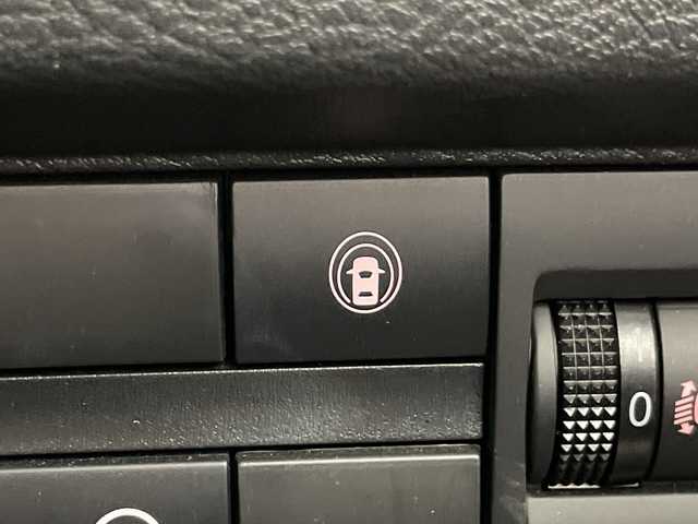 日産 ルークス ハイウェイスター X 愛知県 2020(令2)年 5.7万km ホワイトパール 禁煙車/純正9インチナビ/（CD/DVD/Bluetooth/フルセグTV）/全方位カメラ/衝突軽減ブレーキ/レーンキープアシスト/オートマチックハイビーム/コーナーセンサー/左側パワースライドドア/ベンチシート/アイドリングストップ/純正14インチアルミホイール/スマートキー/スペアキー1本/LEDヘッドライト/フロントフォグランプ/オートライト/フロアマット/横滑り防止装置/横滑り防止装置