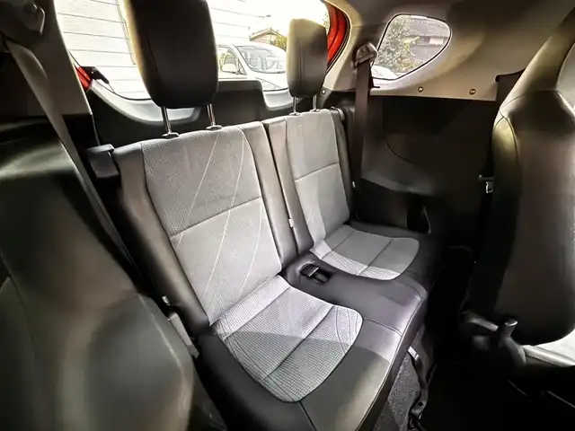 トヨタ ｉＱ 130G レザーパッケージ 熊本県 2012(平24)年 4.7万km オレンジM 純正メモリナビ（NSLN-W62）/【フルセグTV/Bluetooth/HDMI/USB】/ハーフレザーシート/純正16インチアルミホイール/社外車高調/ETC/ステアリングスイッチ/革巻きステアリング/M/Tモード/横滑り防止/プッシュスタート/スマートキー/ウインカーミラー/オートライト/オートエアコン/純正フロアマット