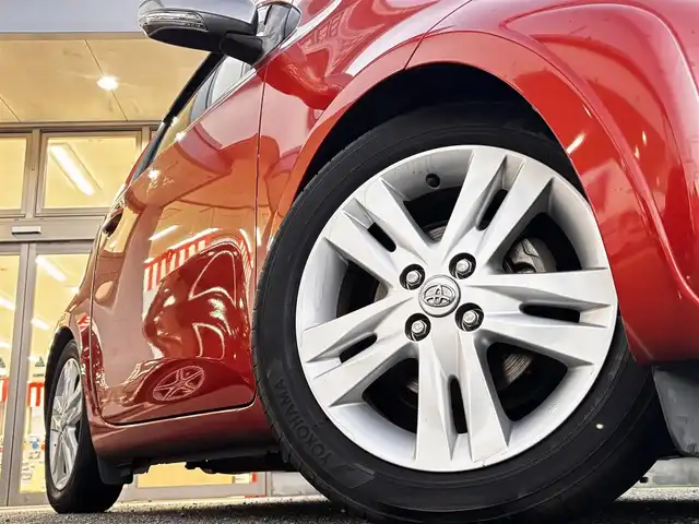 トヨタ ｉＱ 130G レザーパッケージ 熊本県 2012(平24)年 4.7万km オレンジM 純正メモリナビ（NSLN-W62）/【フルセグTV/Bluetooth/HDMI/USB】/ハーフレザーシート/純正16インチアルミホイール/社外車高調/ETC/ステアリングスイッチ/革巻きステアリング/M/Tモード/横滑り防止/プッシュスタート/スマートキー/ウインカーミラー/オートライト/オートエアコン/純正フロアマット