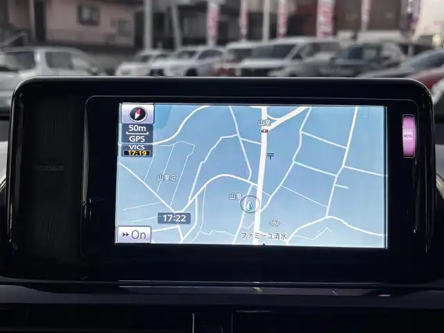 トヨタ ｉＱ 130G レザーパッケージ 熊本県 2012(平24)年 4.7万km オレンジM 純正メモリナビ（NSLN-W62）/【フルセグTV/Bluetooth/HDMI/USB】/ハーフレザーシート/純正16インチアルミホイール/社外車高調/ETC/ステアリングスイッチ/革巻きステアリング/M/Tモード/横滑り防止/プッシュスタート/スマートキー/ウインカーミラー/オートライト/オートエアコン/純正フロアマット