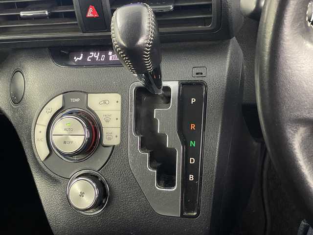 トヨタ シエンタ ハイブリッド G 埼玉県 2015(平27)年 7.2万km コバルトブルーメタリック 純正ナビ　/バックカメラ　/両側パワースライドドア　/Ｂｌｕｅｔｏｏｔｈ　/フルセグＴＶ　/ＣＤ／ＤＶＤ再生　/スマートキー　/スペアキー　/前後ドライブレコーダー　/ビルトインＥＴＣ　/純正フロアマット