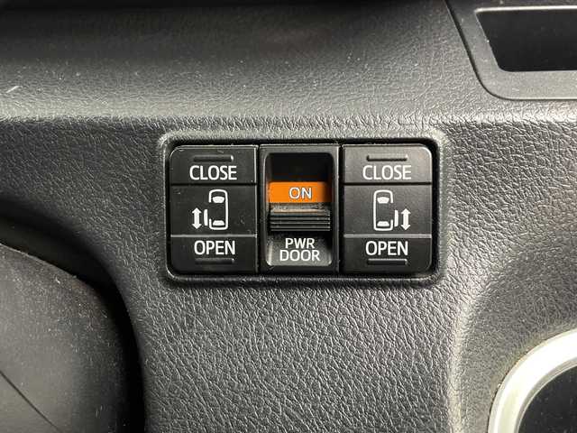 トヨタ シエンタ ハイブリッド G 埼玉県 2015(平27)年 7.2万km コバルトブルーメタリック 純正ナビ　/バックカメラ　/両側パワースライドドア　/Ｂｌｕｅｔｏｏｔｈ　/フルセグＴＶ　/ＣＤ／ＤＶＤ再生　/スマートキー　/スペアキー　/前後ドライブレコーダー　/ビルトインＥＴＣ　/純正フロアマット