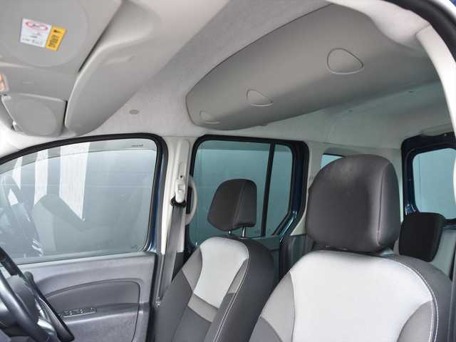 ルノー カングー ゼン 和歌山県 2018(平30)年 6.7万km 青 ワンオーナー /社外ナビ /Bカメラ /フルセグTV /クルーズコントロール /Bluetoothオーディオ /ドラレコ /ETC