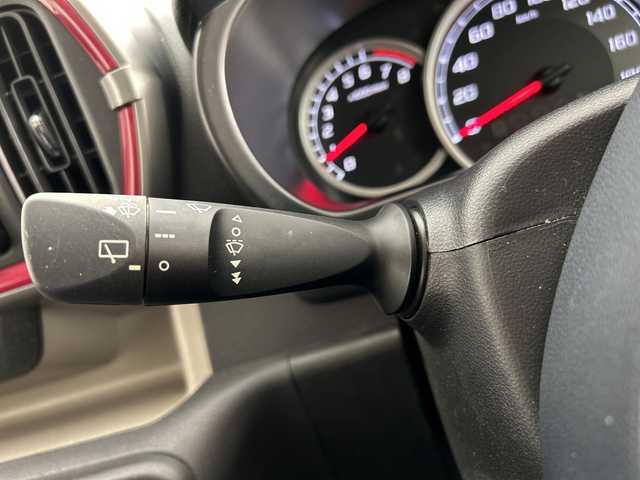 トヨタ パッソ モーダ　Gパッケージ 三重県 2017(平29)年 2.7万km ブラックマイカメタリック/ファインブルーマイカメタリック 2トーン /禁煙車 //純正SDナビ（NSCD-W66）//ワンセグTV //コーナーセンサー　//LEDヘッドライト//衝突軽減ブレーキ //レーンキープアシスト //オートライト //電動格納ミラー//スマートキー//プッシュスタート//PCS//LKA//フロアマット//ドアバイザー