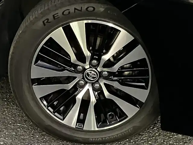 トヨタ アルファード S Cパッケージ 山口県 2020(令2)年 13.7万km ブラック 純正ディスプレイオーディオ/＆ナビ＆バックカメラ/純正フロアマット/純正ドアバイザー/純正18インチアルミ/サンルーフ/黒合皮シート/フロントパワーシート/＆シートヒーター/ステアリングヒーター/オートハイビーム/プリクラッシュセーフティ/レーダークルーズコントロール/ビルトインETC2.0