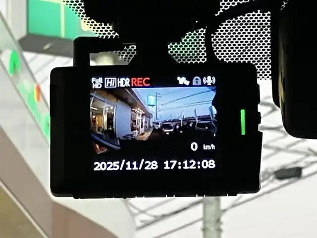 トヨタ アルファード S Cパッケージ 山口県 2020(令2)年 13.7万km ブラック 純正ディスプレイオーディオ/＆ナビ＆バックカメラ/純正フロアマット/純正ドアバイザー/純正18インチアルミ/サンルーフ/黒合皮シート/フロントパワーシート/＆シートヒーター/ステアリングヒーター/オートハイビーム/プリクラッシュセーフティ/レーダークルーズコントロール/ビルトインETC2.0