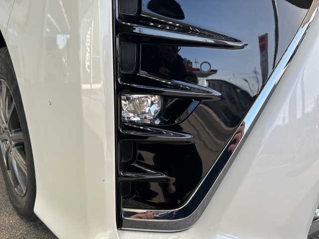 トヨタ ヴォクシー ハイブリッド ZS 煌Ⅲ 滋賀県 2020(令2)年 10.1万km ホワイトパールクリスタルシャイン /禁煙車//ワンオーナー//社外SDナビ【ALPINE 7WMX】//バックカメラ//Bluetooth・フルセグTV・CD・AMFM//前後ドラレコ【KENWOOD DRV-MR740】//前席シートヒーター//ETC//クルーズコントロール//両側パワースライドドア//社外15インチAW//純正16インチAW有//LEDヘッドライト//オートハイビーム//スペアキー//保証書//取扱説明書