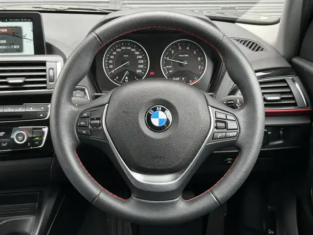 ＢＭＷ １１８ｉ スポーツ 茨城県 2017(平29)年 1.9万km 黒 Bカメラ/ETC/クルーズコントロール/衝突軽減システム/LKA/LEDヘッドライト/純正ナビ/CD/DVD/BT/USB/純正16インチAW